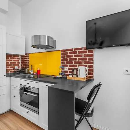 Morsztynowska With Mezzanine By Bookinghost *