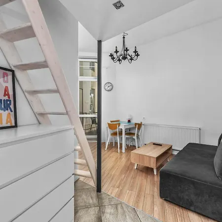 דירה Morsztynowska With Mezzanine By Bookinghost