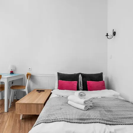 Morsztynowska With Mezzanine By Bookinghost Cracóvia